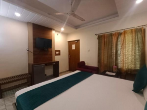 Hotel Ganga Azure@ Har Ki Pauri Road